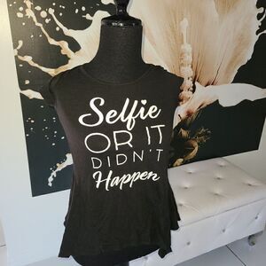 Selfie tee shirt   
